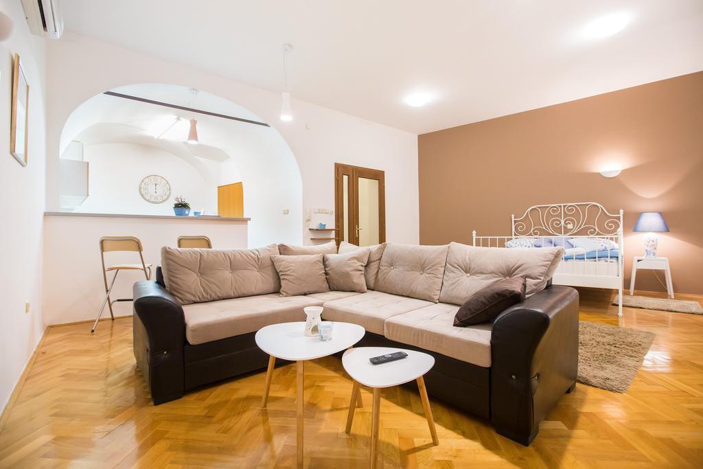Apartman Kaptol Zagreb Extérieur photo